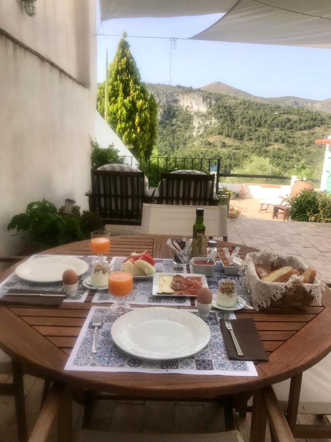 בית הארחה Margarida 	Al-Qandil מראה חיצוני תמונה